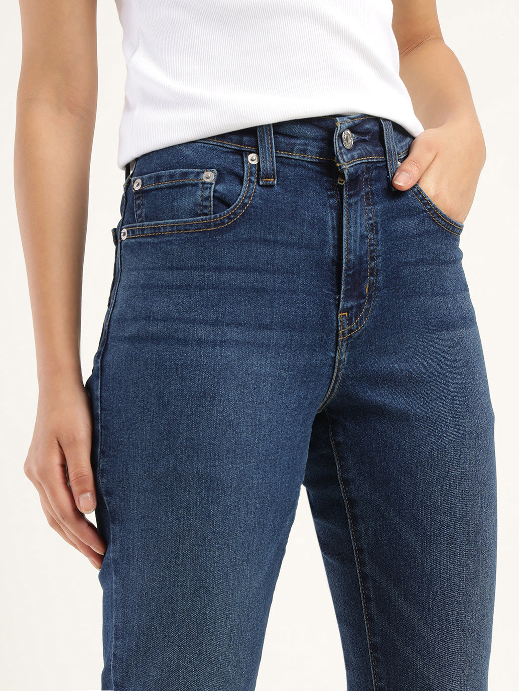 Women's 724 Blue Straight Fit High Rise Jeans