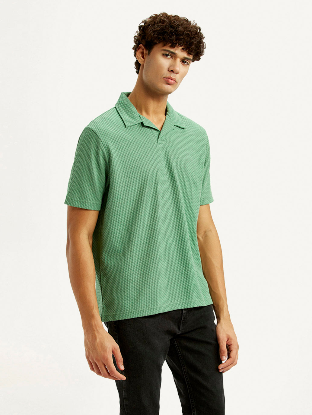 Men's Textured Green Slim Fit Polo T-shirt