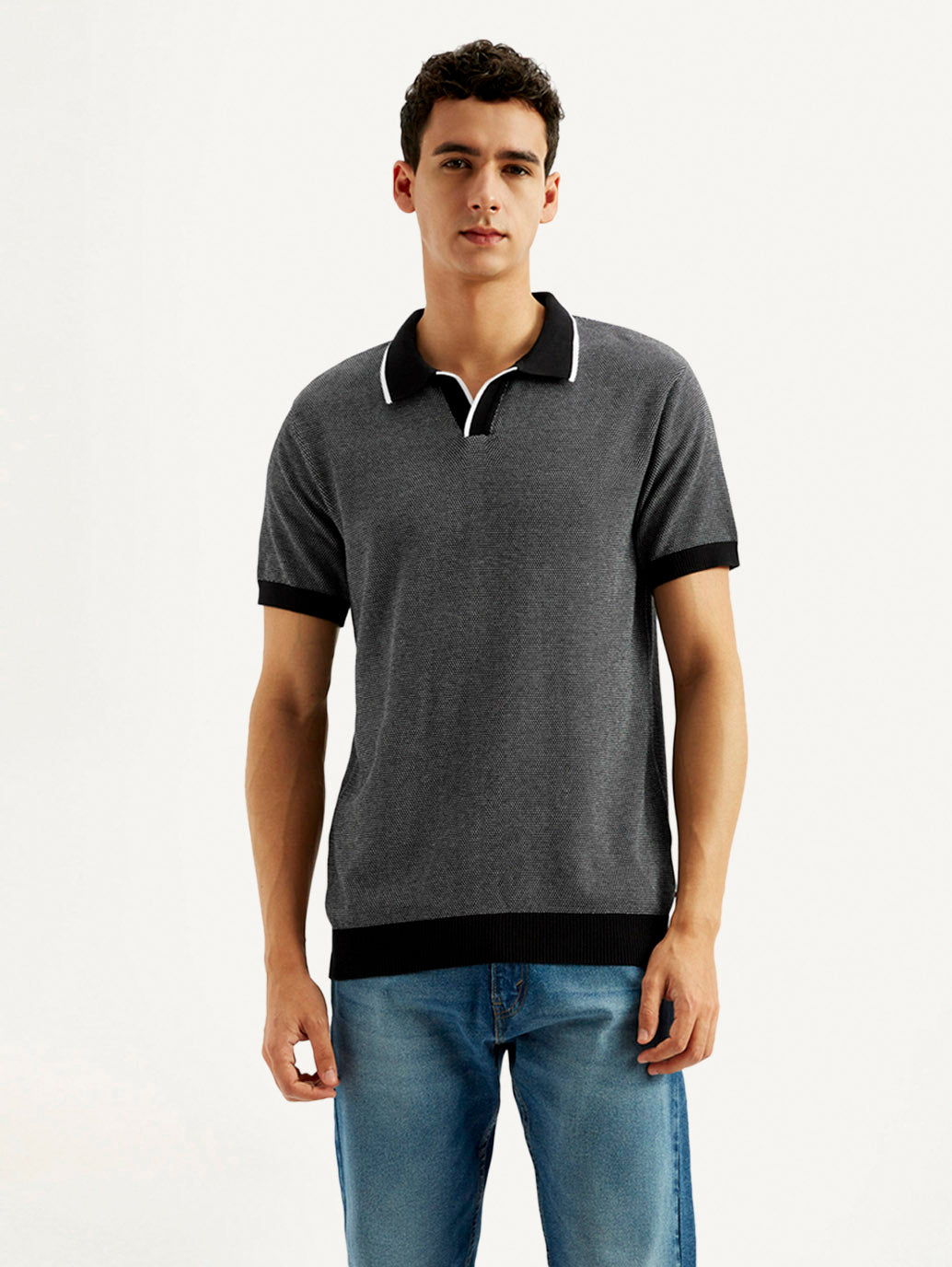Men's Solid Slim Fit Polo T-shirt