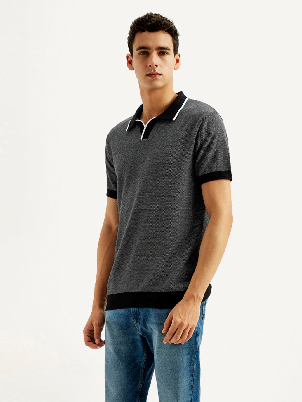 Men's Solid Slim Fit Polo T-shirt