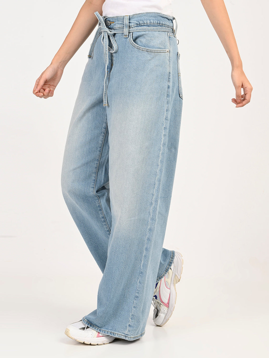 Women's Light Blue Wide Leg Fit Mid Rise Jeans