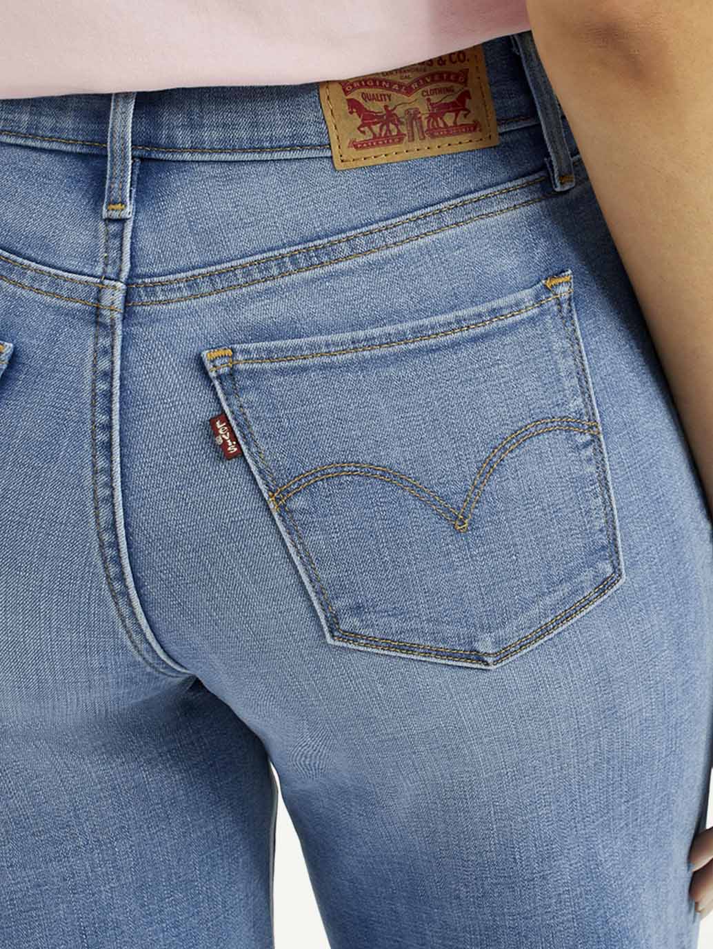 Women's 318 Med Indigo Flared Fit Mid Rise Jeans