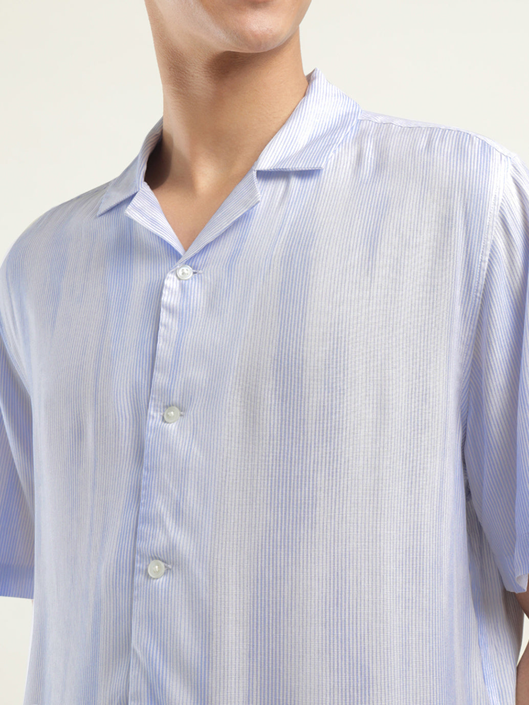 Men's Abstract Print Spread Collar Shirt