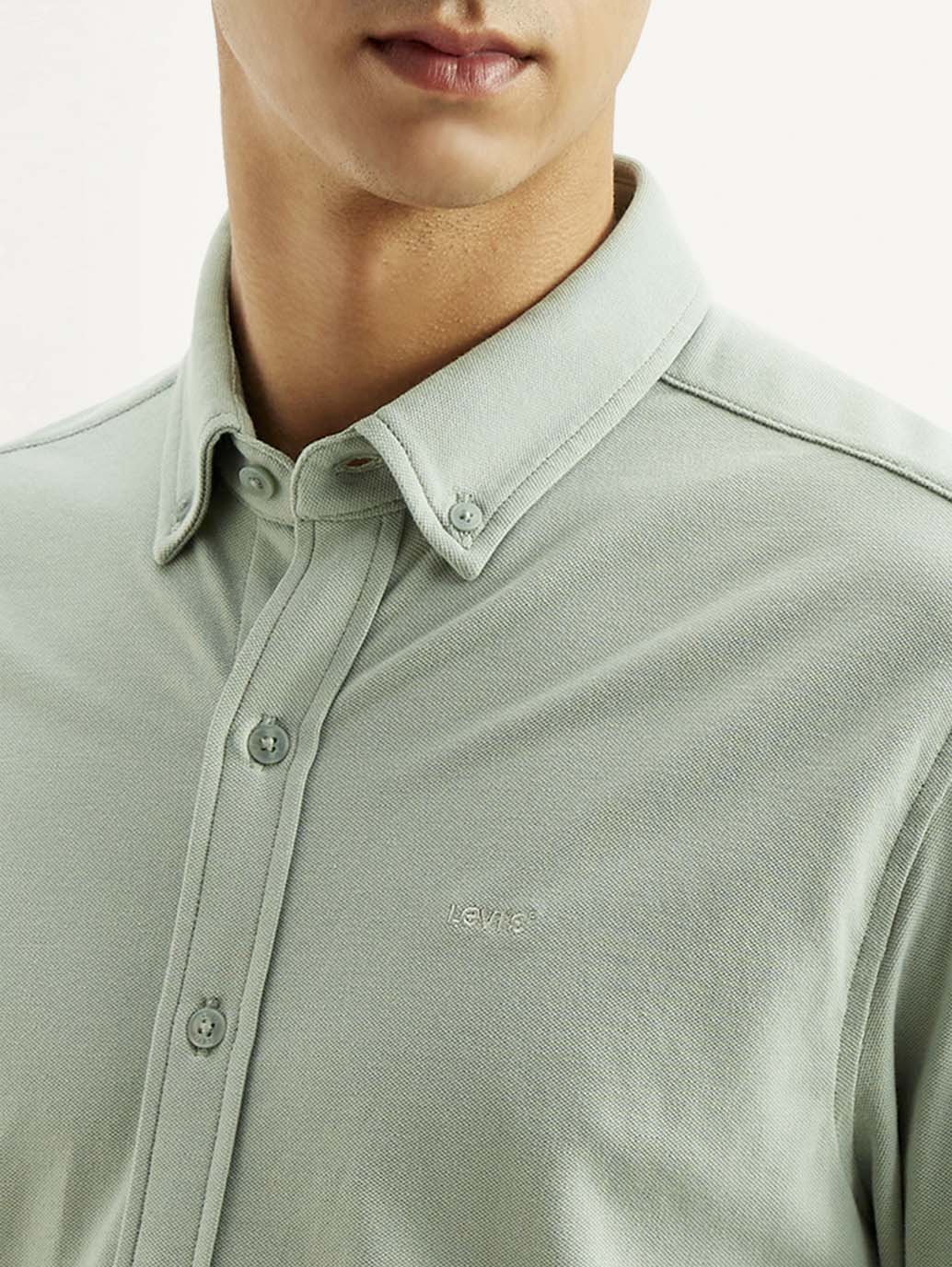 Men's Solid Slim Fit Knit Shirt