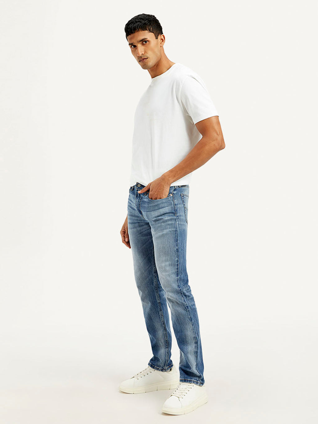 Men's 511 Light Blue Slim Fit Mid Rise Jeans