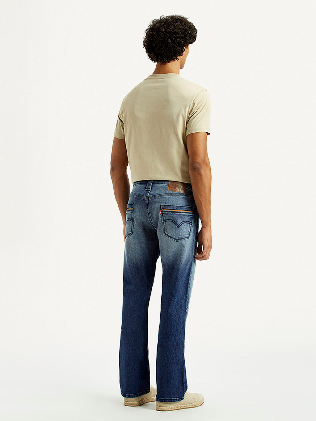Men's 527 Med Indigo Bootcut Fit Mid Rise Jeans