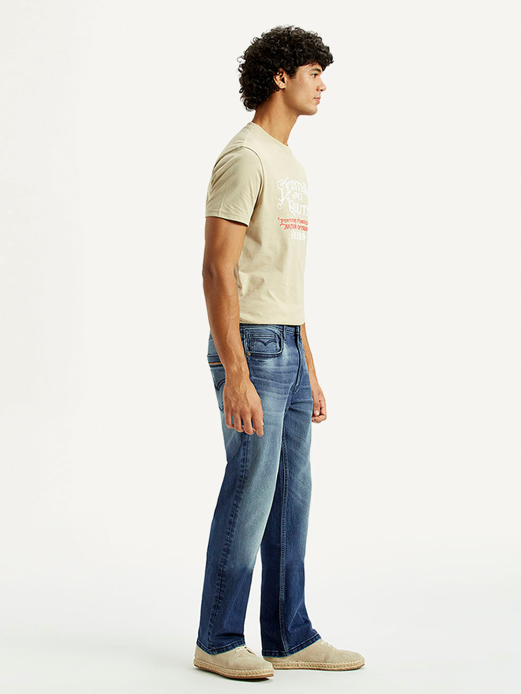 Men's 527 Med Indigo Bootcut Fit Mid Rise Jeans