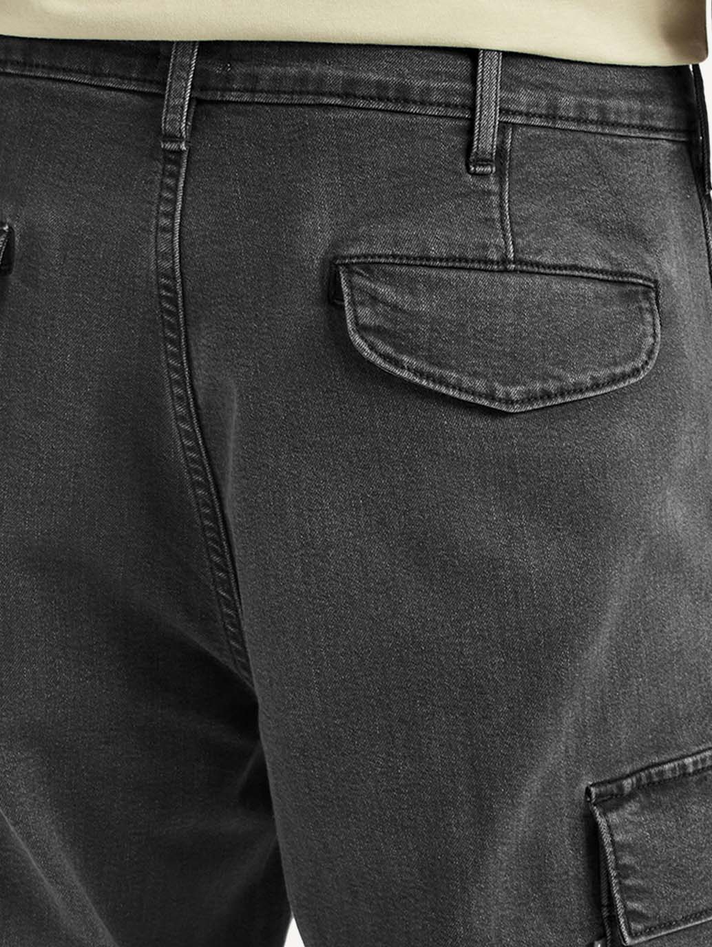 Men's Black Tapered Fit Mid Rise Cargo Jeans
