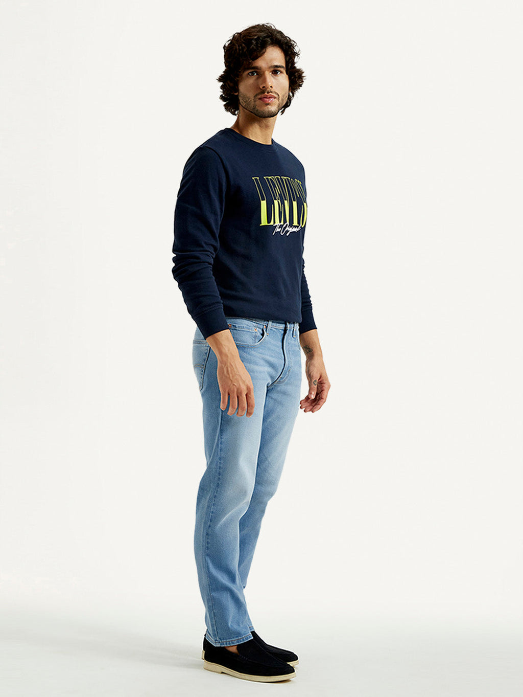 Men's 527 Med Indigo Bootcut Fit Mid Rise Jeans