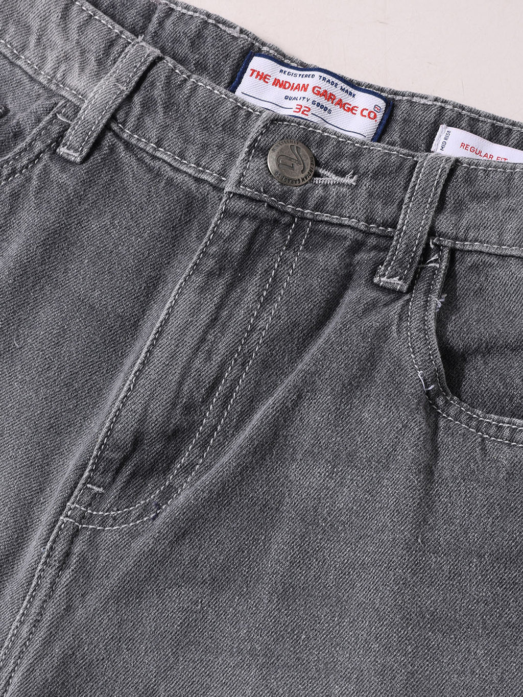 Men's Grey Regular Fit Solid Casual Shorts