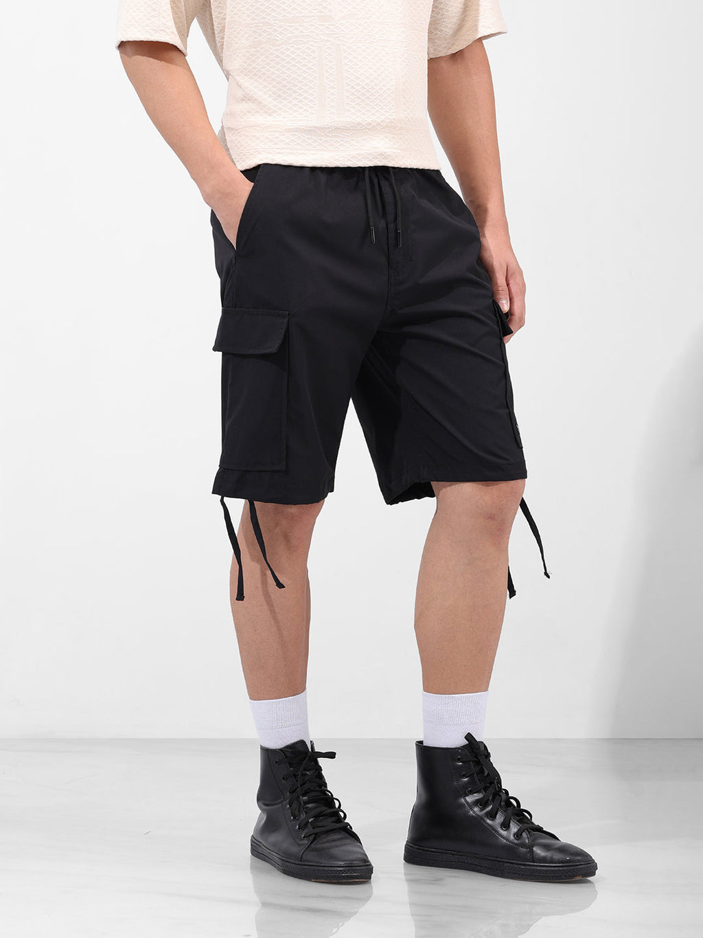 Men's Black Relaxed Fit Textured Utility Shorts