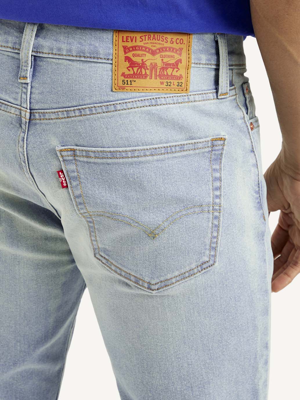 Men's 511 Light Blue Slim Fit Mid Rise Jeans