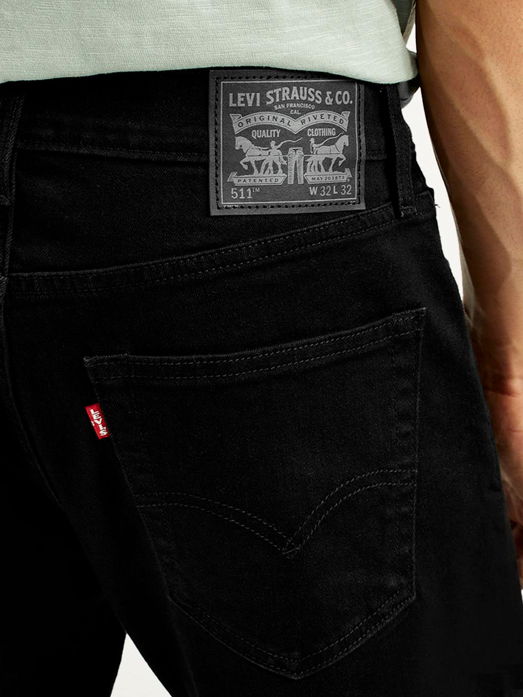 Men's 511 Black Slim Fit Mid Rise Jeans