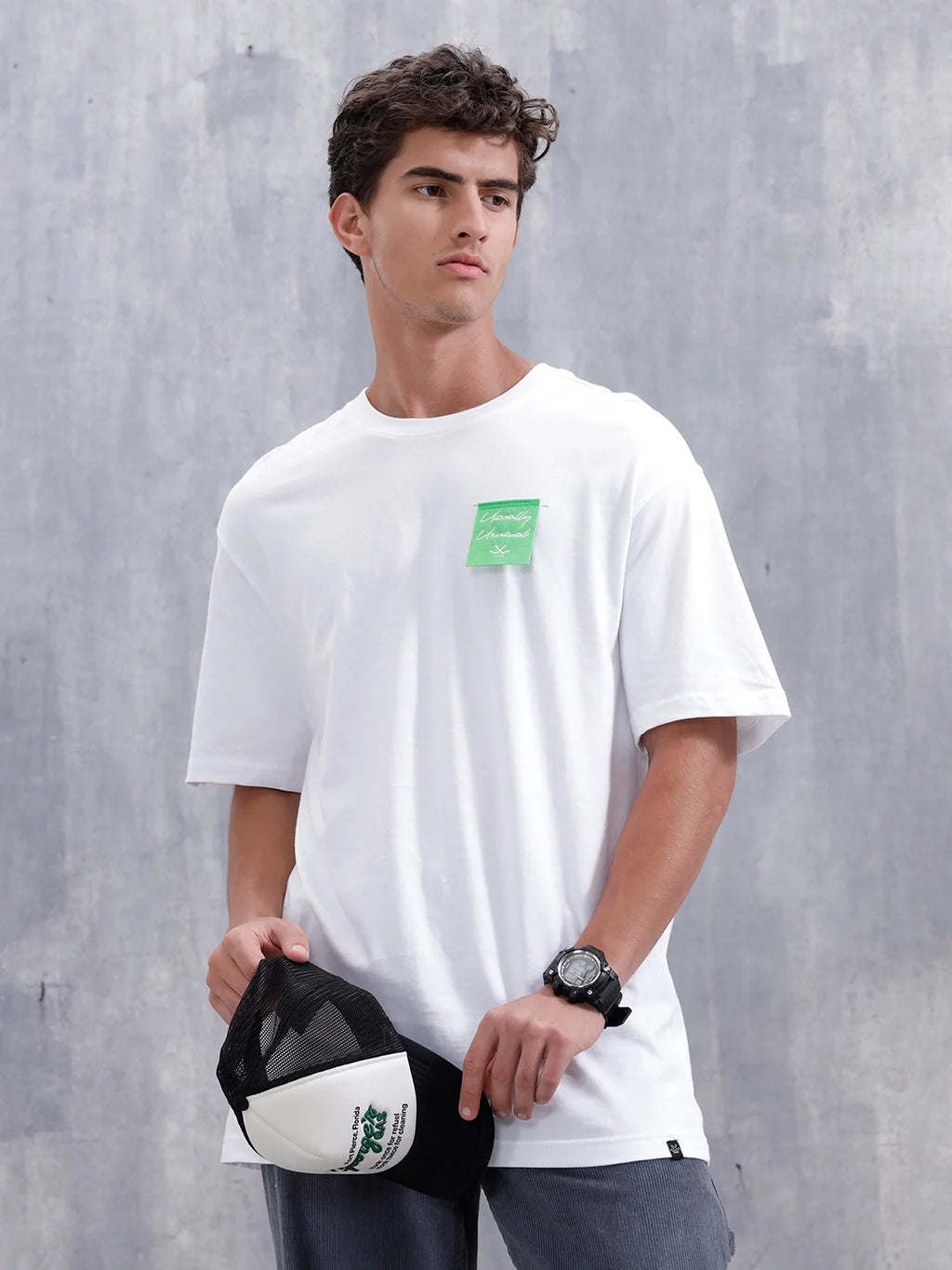 Men’s Casual Oevrsized Fit T-Shirt With Fe Patch | White