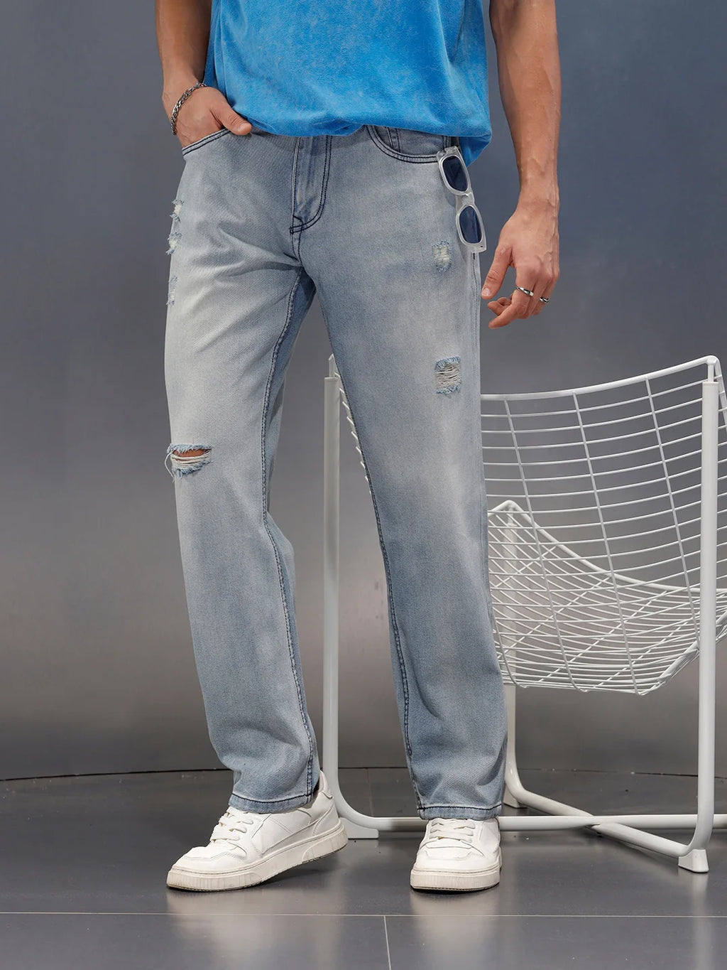 Relaxed Anti-Fit Jeans | Light Blue