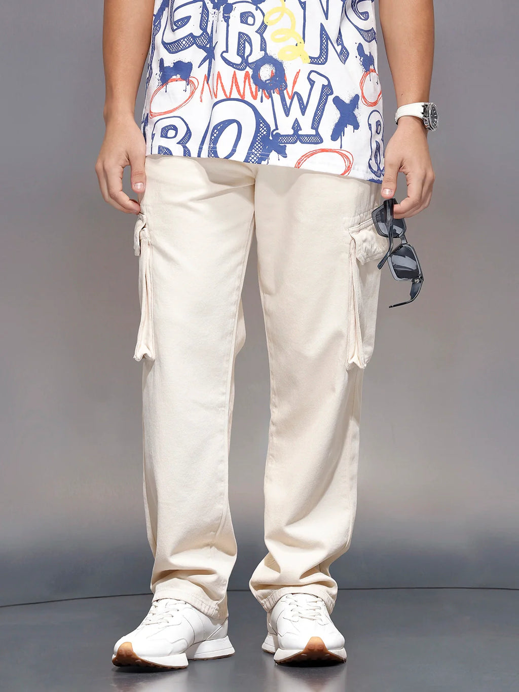 Men’s minimal loose fit cargo trousers | Khaki