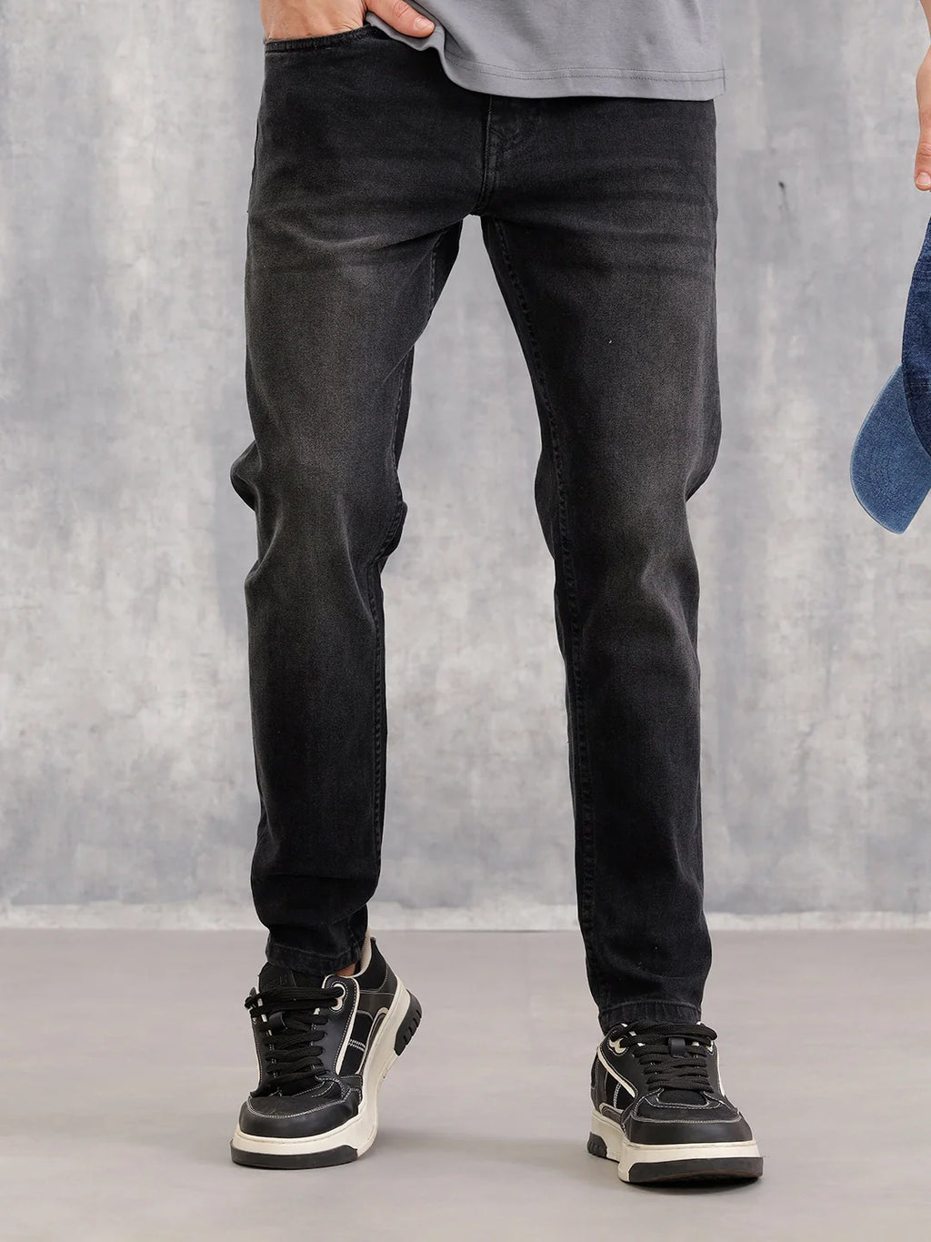 Skinny Crop Vintage Wash Jeans | Black