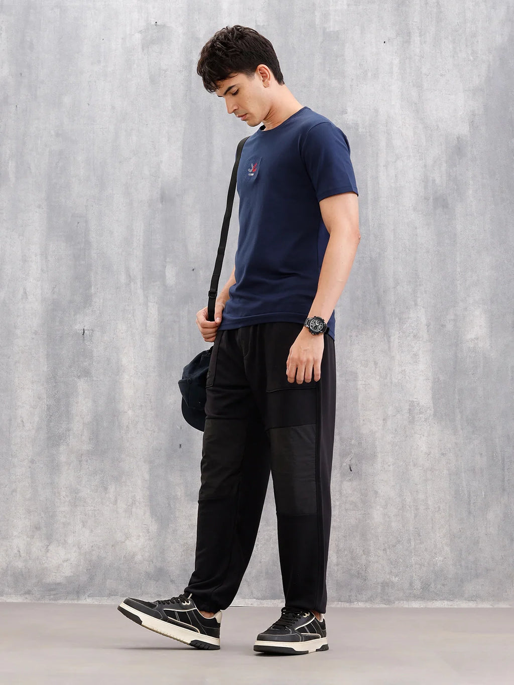 Tonal Colourblock Comfort Fit Jogger | Black