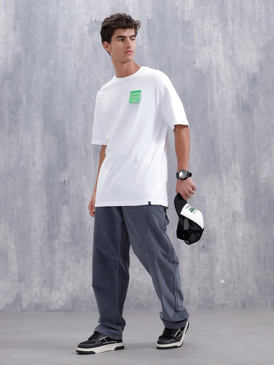 Men’s Casual Oevrsized Fit T-Shirt With Fe Patch | White
