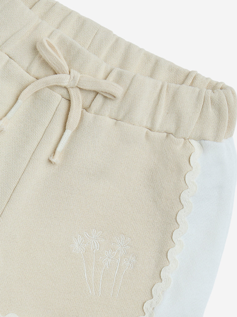 HOP Kids Beige Scallop Detailed Cotton Shorts