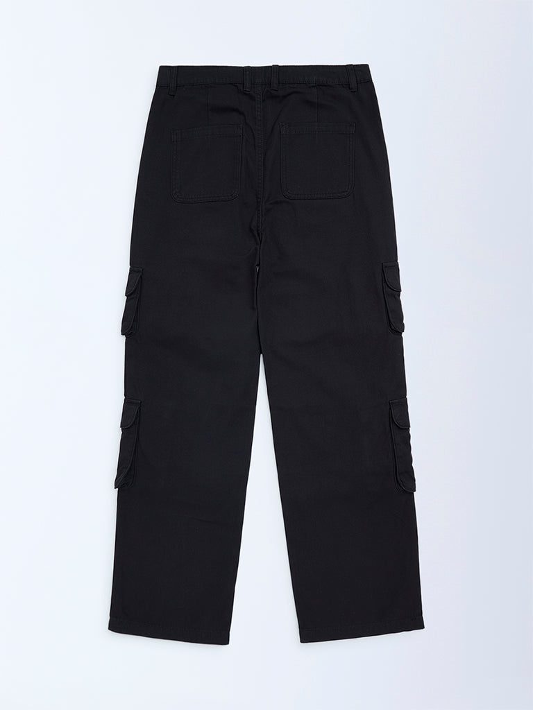Y&F Kids Black Solid Mid-Rise Cotton Trousers