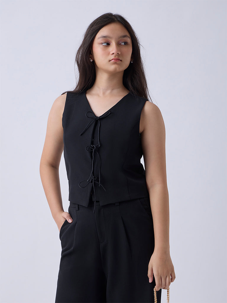 Y&F Kids Black Solid Waistcoat