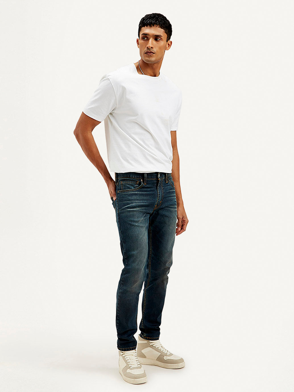 Men's 512 Navy Blue Slim Tapered Fit Mid Rise Jeans