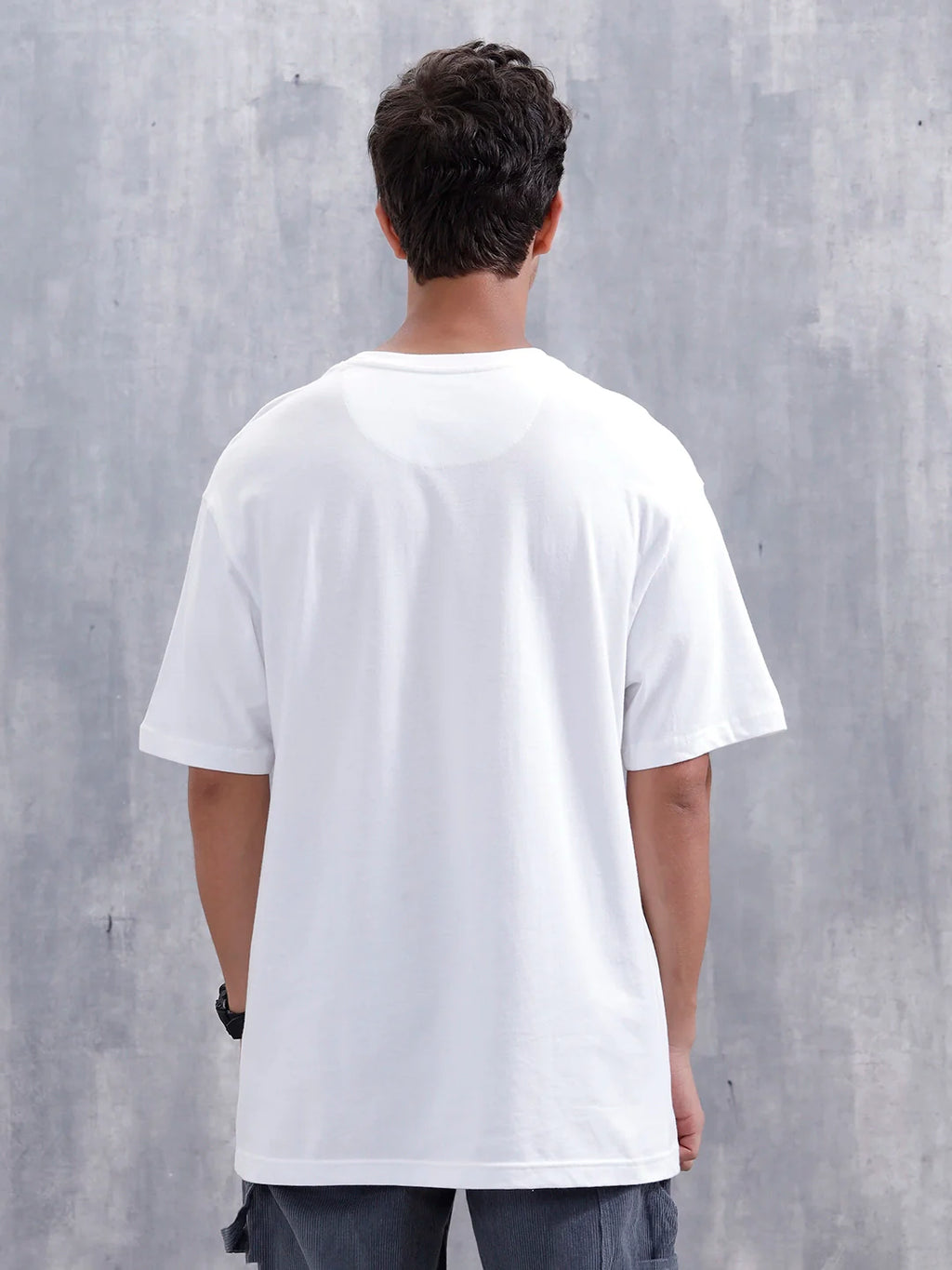 Men’s Casual Oevrsized Fit T-Shirt With Fe Patch | White