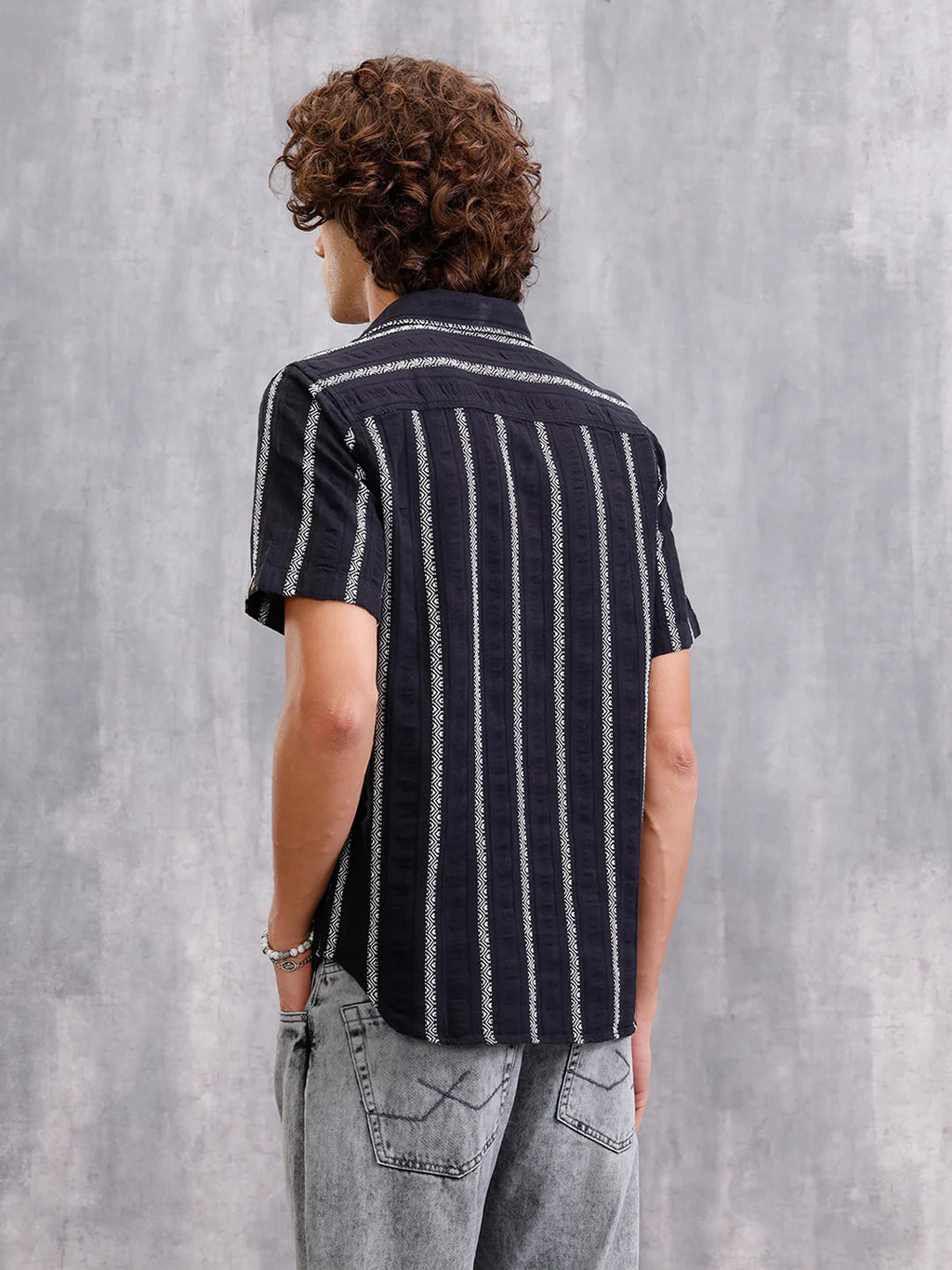 Seersucker Dobby Stripe Short Sleeve Shirt | Black