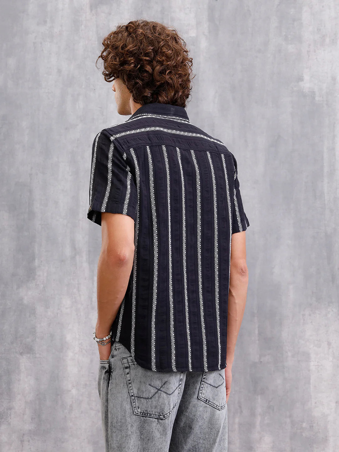 Seersucker Dobby Stripe Short Sleeve Shirt | Black