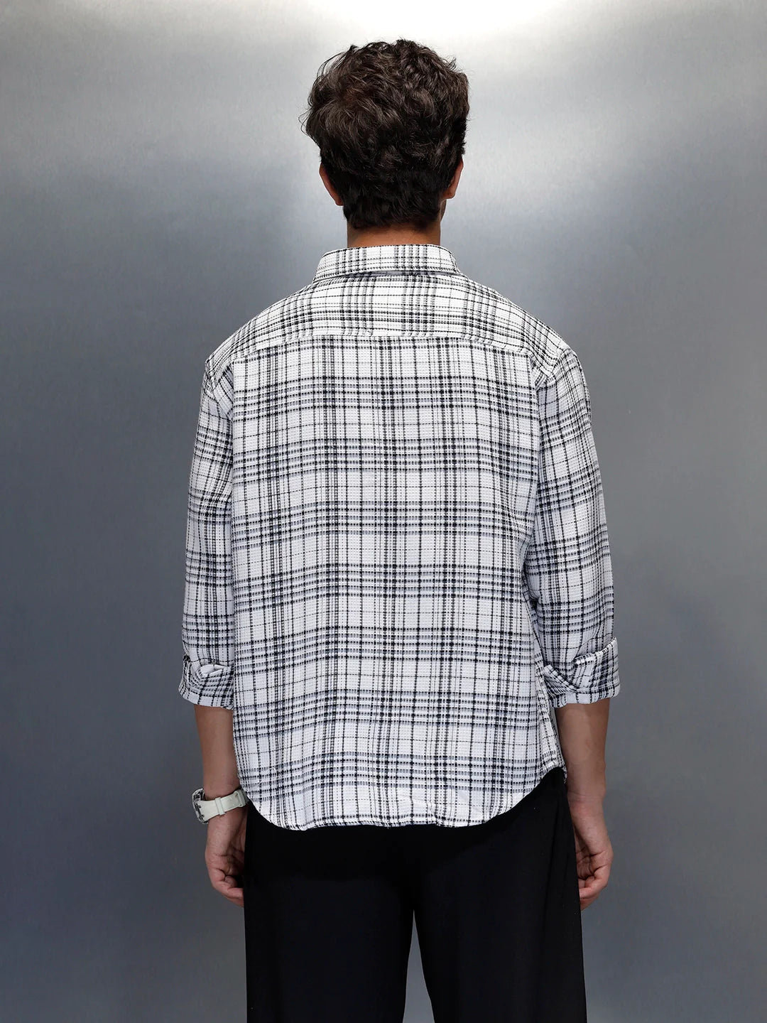 Wrogn Men's Checkered Double Pocket Casual Shirt | White