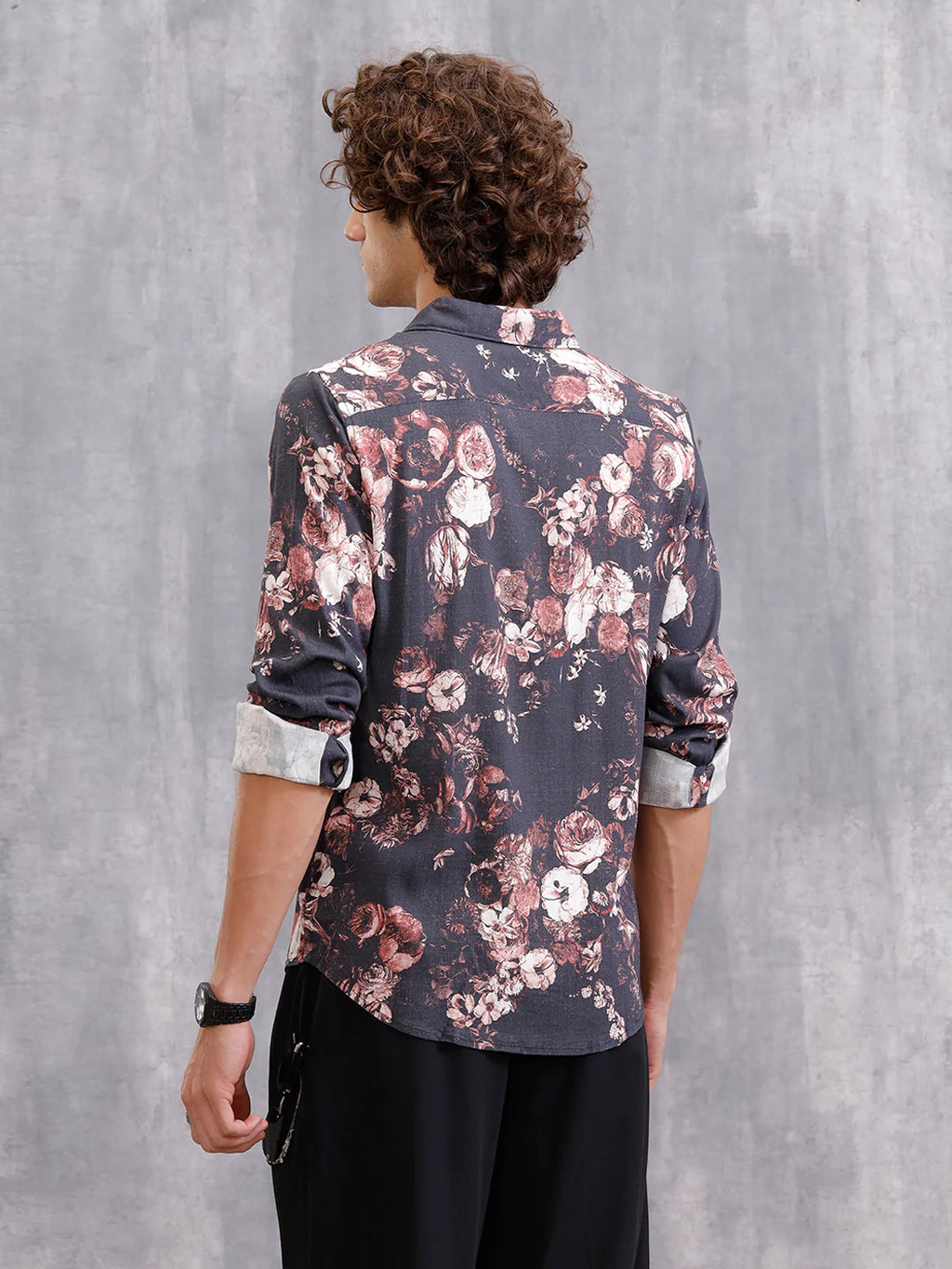 Fluid Dark Floral Printed Shirt In Slim Fit | Black