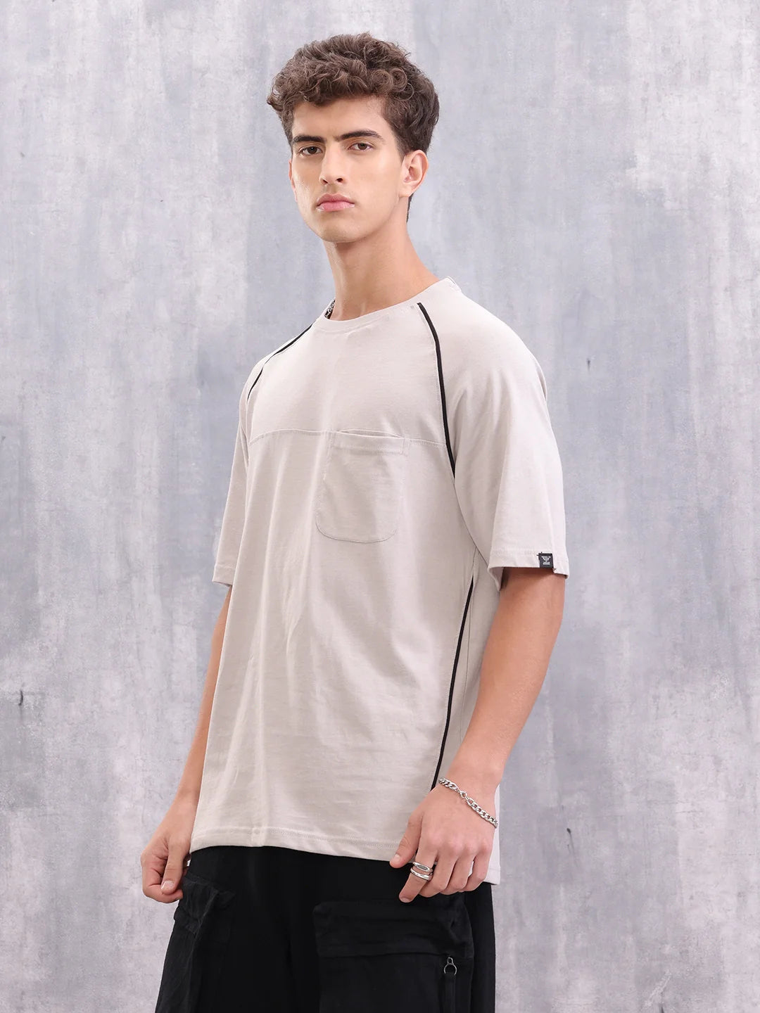 Raglan Sleeve Sporty Look Oversized Fit T-shirt With Patch Pocket | Grey