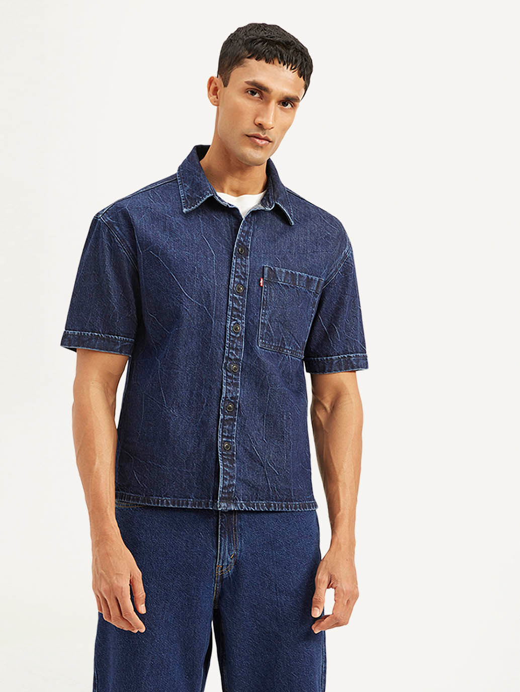 Men's Solid Relaxed Fit Shirt