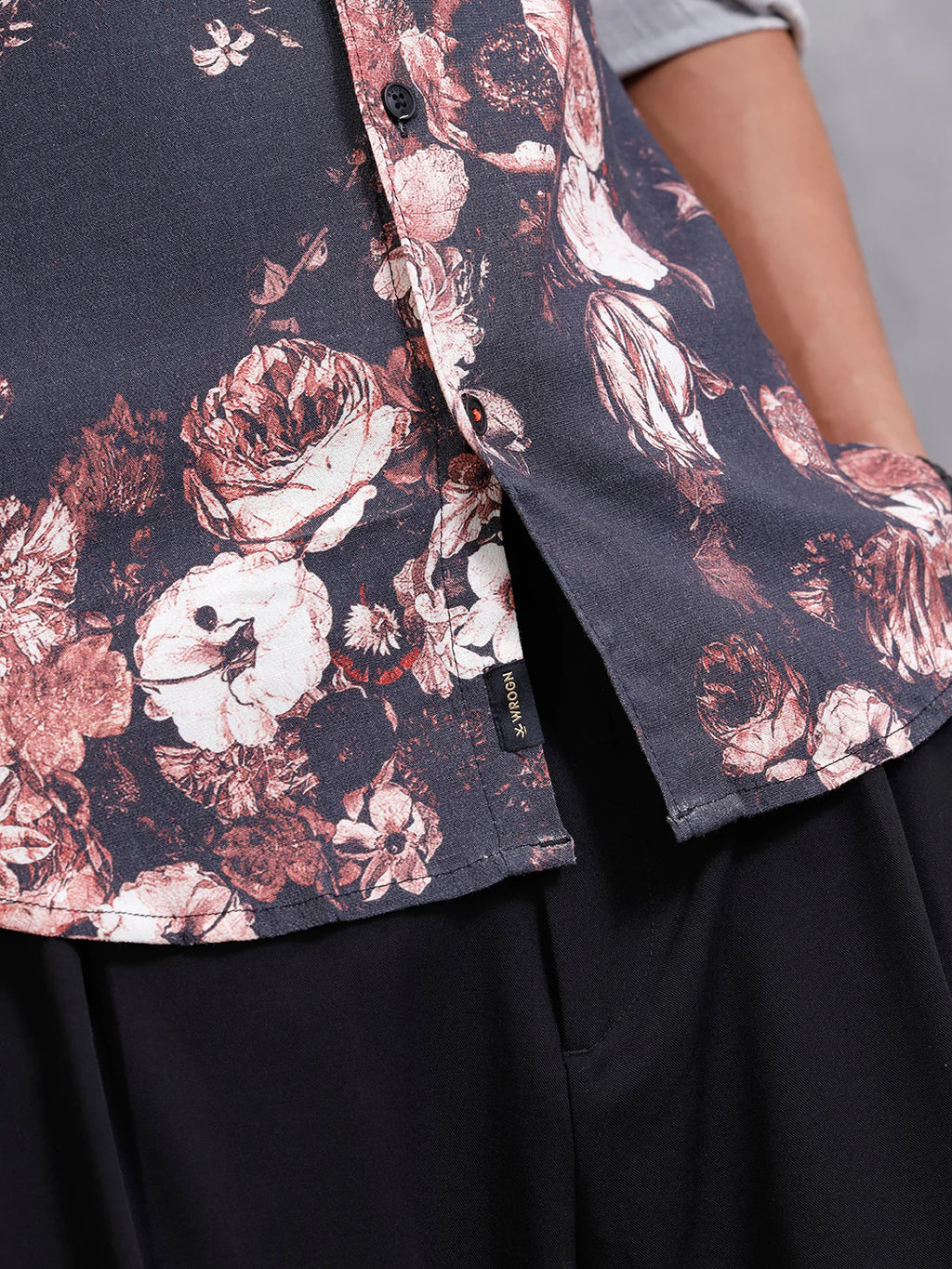 Fluid Dark Floral Printed Shirt In Slim Fit | Black