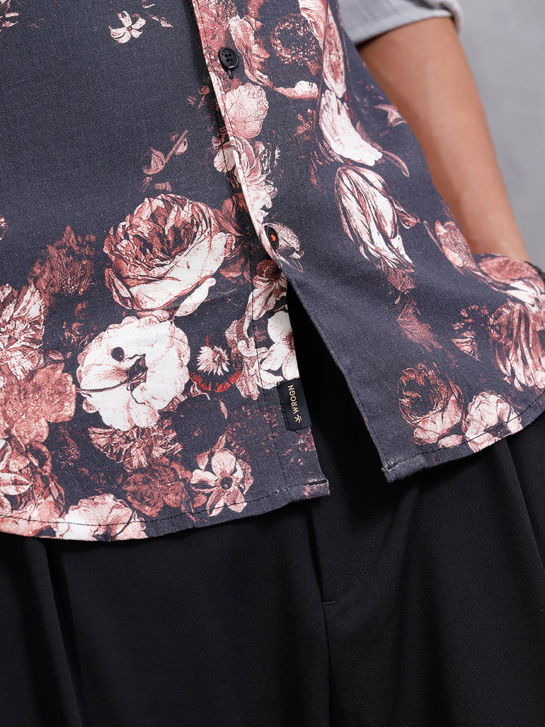 Fluid Dark Floral Printed Shirt In Slim Fit | Black