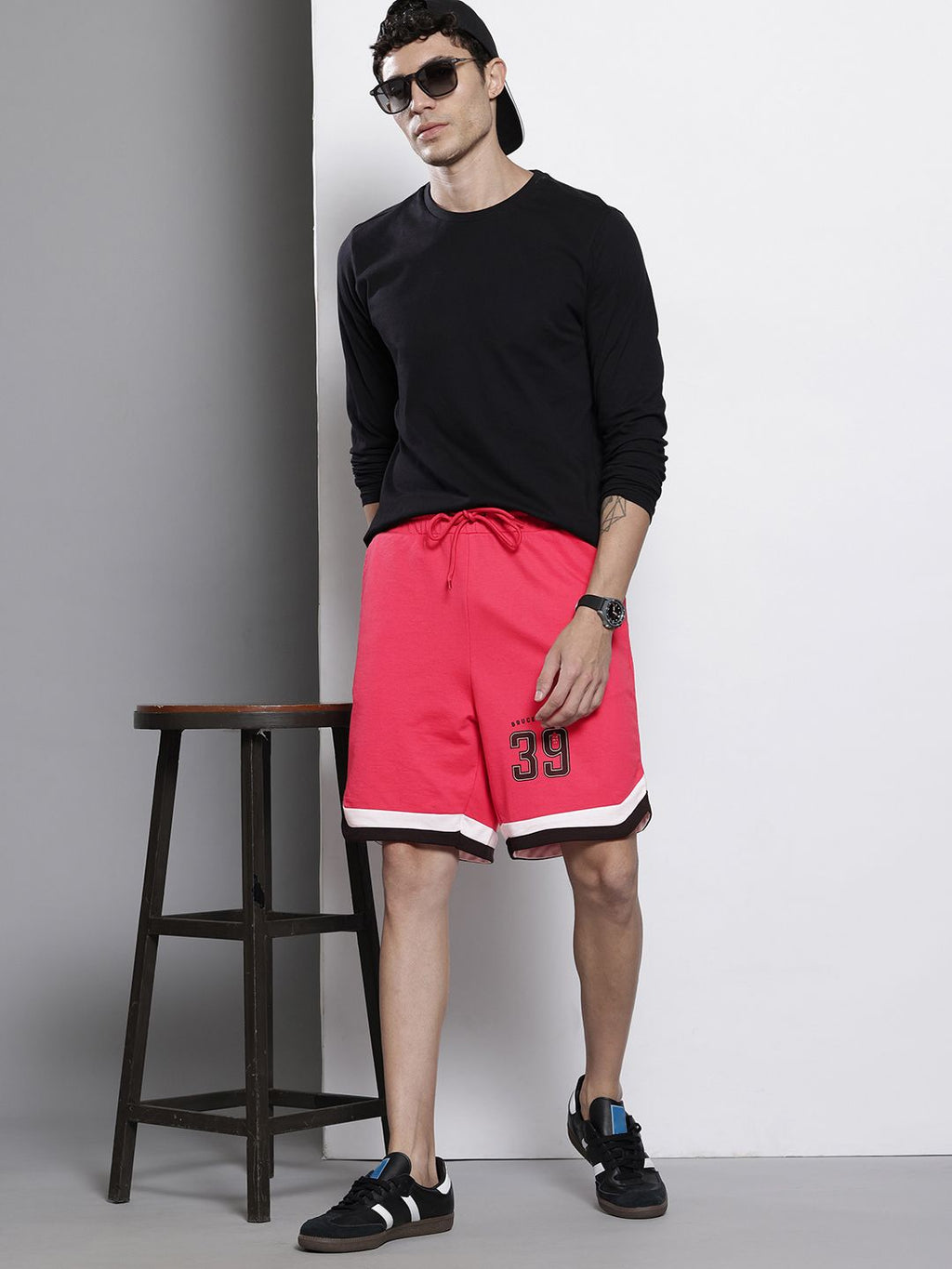 Men's Varsity Print Loose Fit Shorts