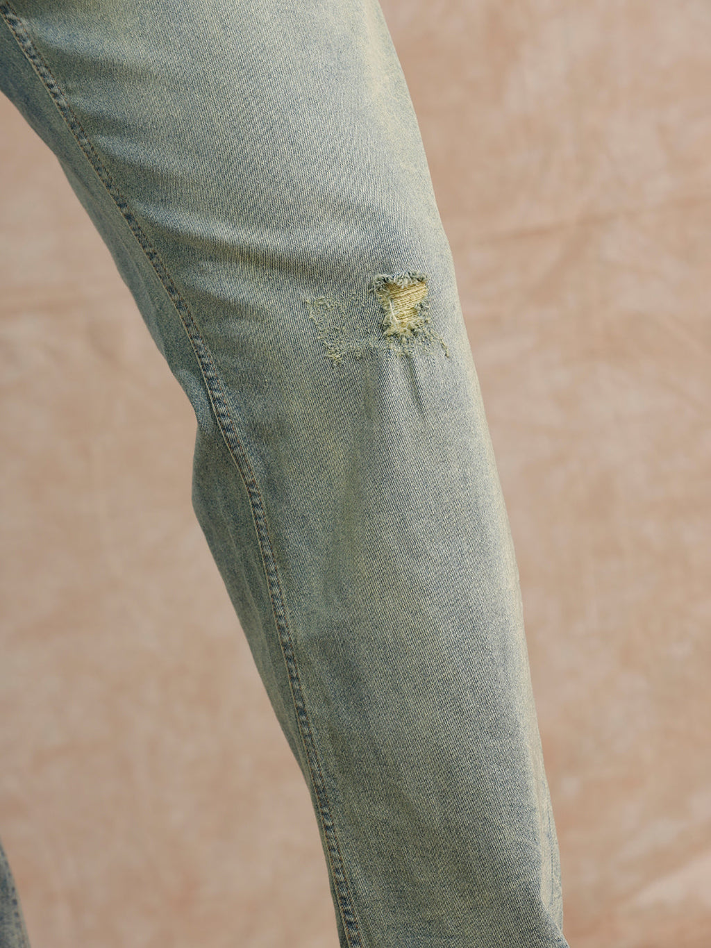 Distressed Heavy Fade Anti Fit Jeans | Blue