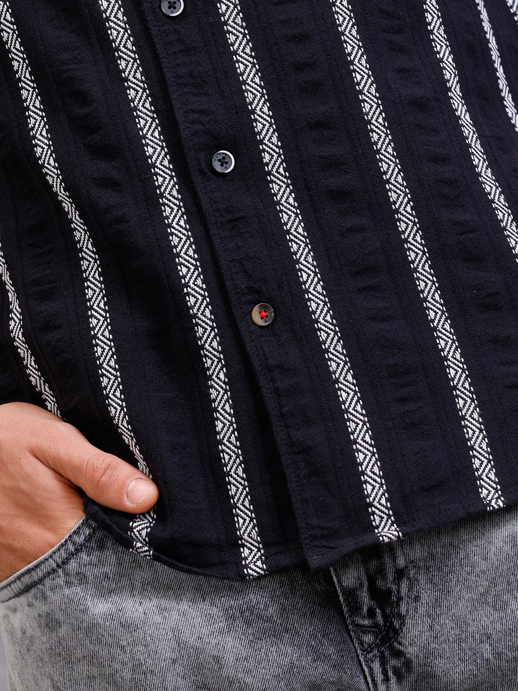 Seersucker Dobby Stripe Short Sleeve Shirt | Black