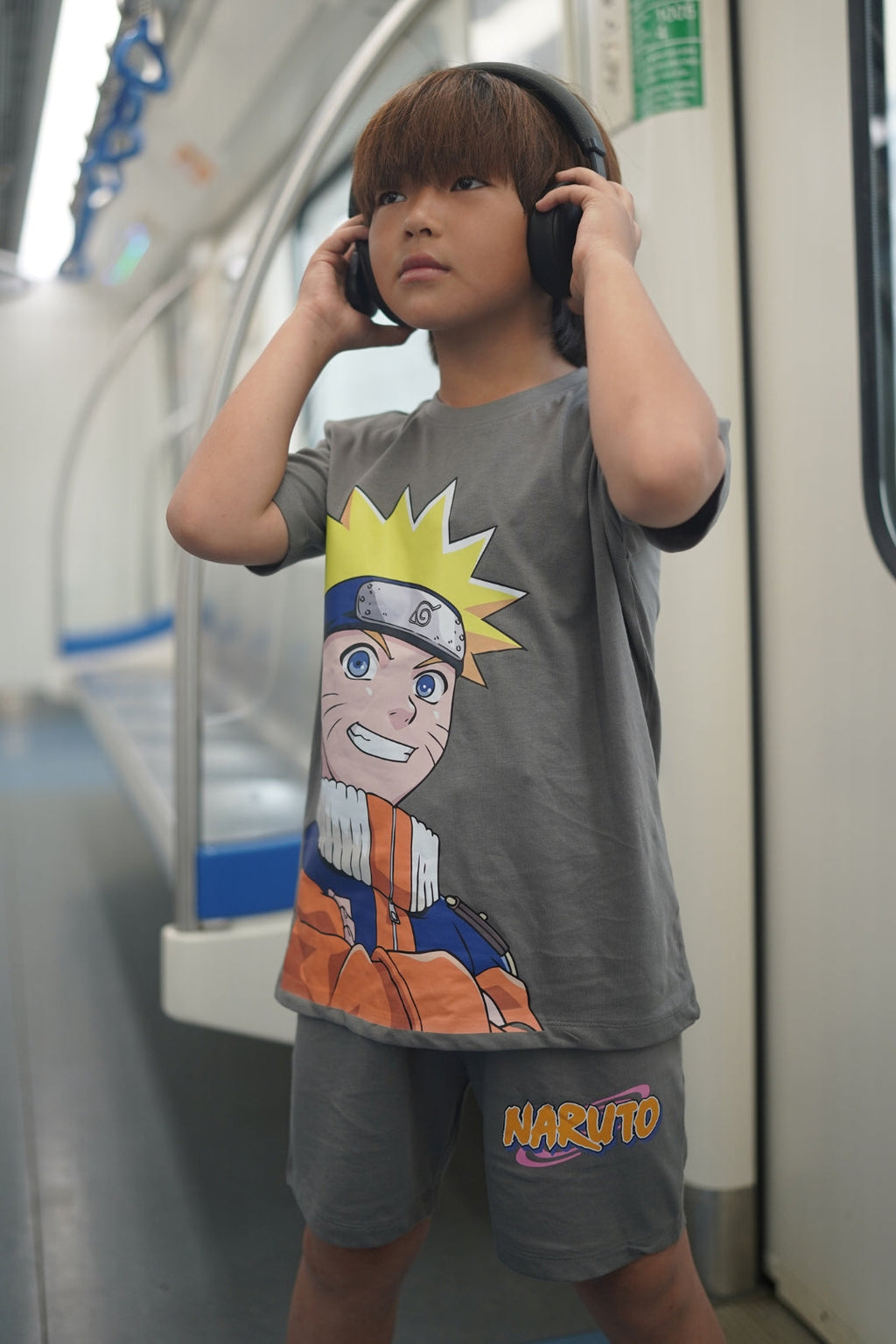 Naruto Iconic Grey Short Set