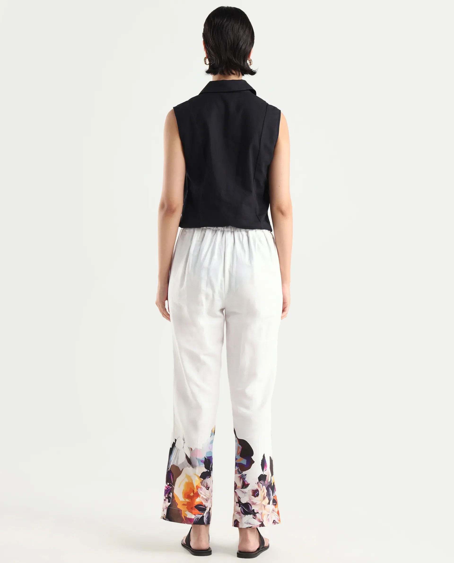 Rareism Women's Weigen White Cotton Floral Print Ankle Length Relaxed Fit Trouser