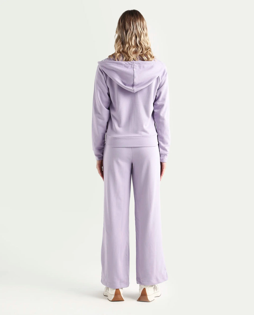 Rareism Women's Pazoo T Pastel Purple Cotton Blend Plain Ankle Length Flared Track Pant