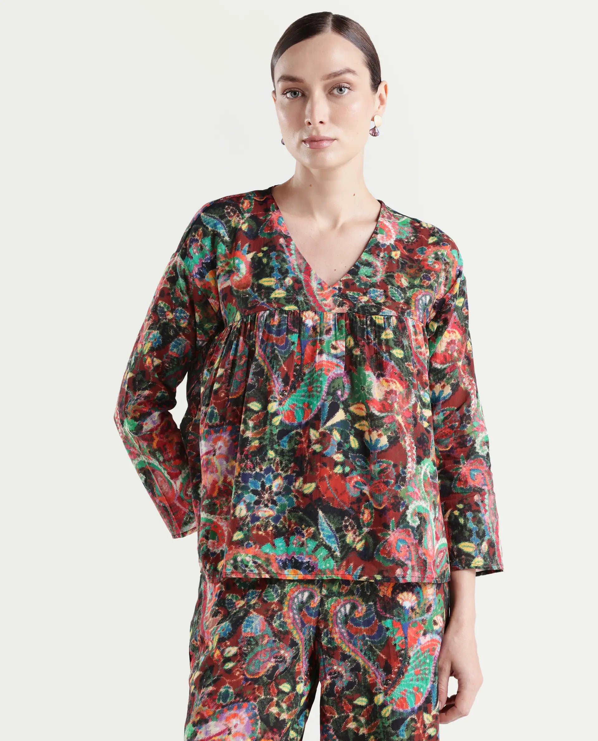 Rareism Women's Rinatao-T Dark Multi Cotton Blend V-Neck Paisley Print Regular Fit Top