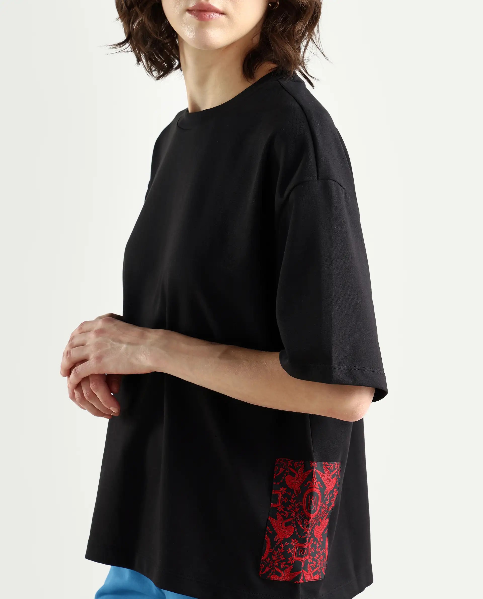 Rareism Women's Pach Black Polyester Blend Crew Neck Plain Relaxed Fit T-Shirt