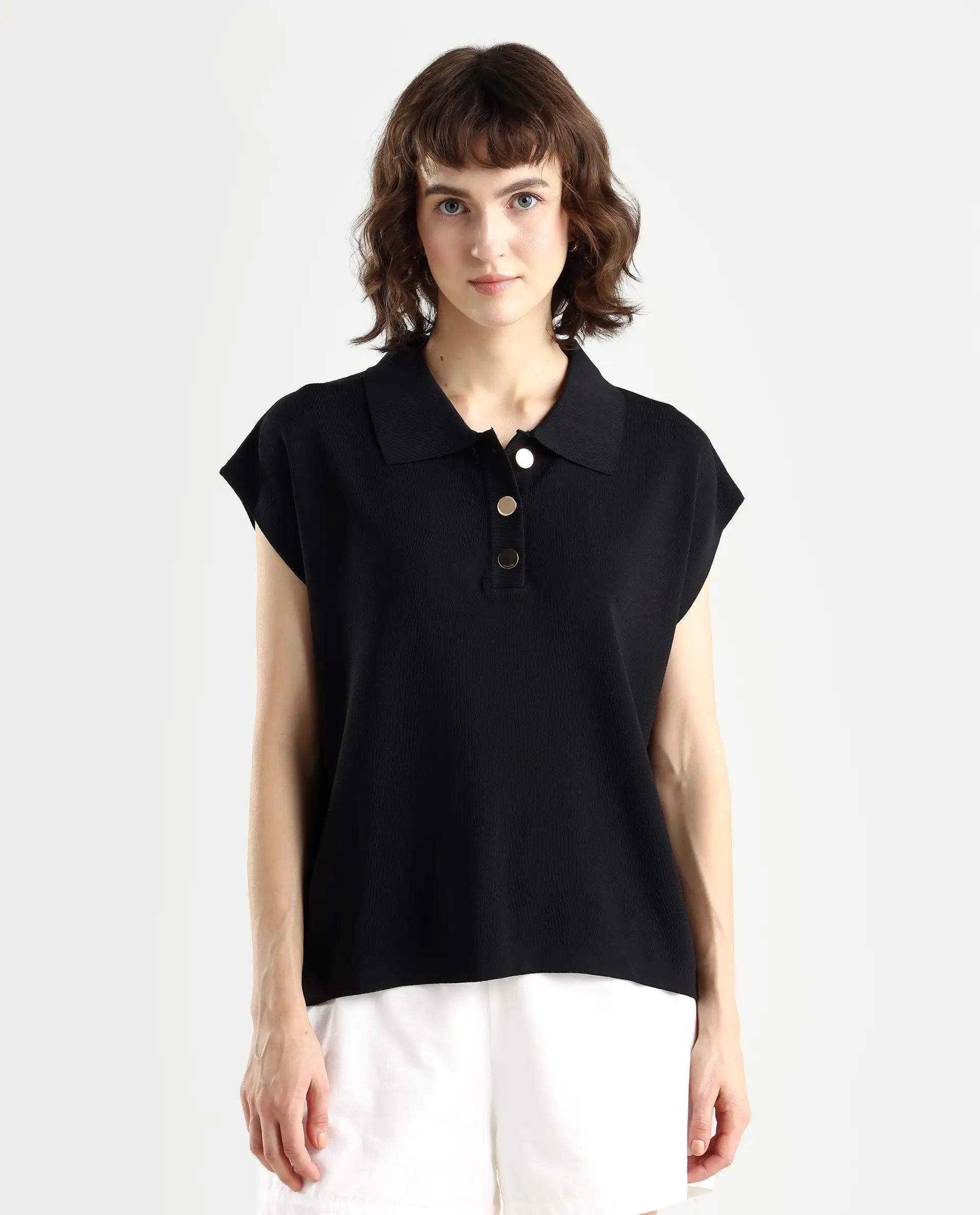 Rareism Women's Prepol Black Viscose Blend Spread Collar Plain Sleeveless Crop Boxy Fit Top