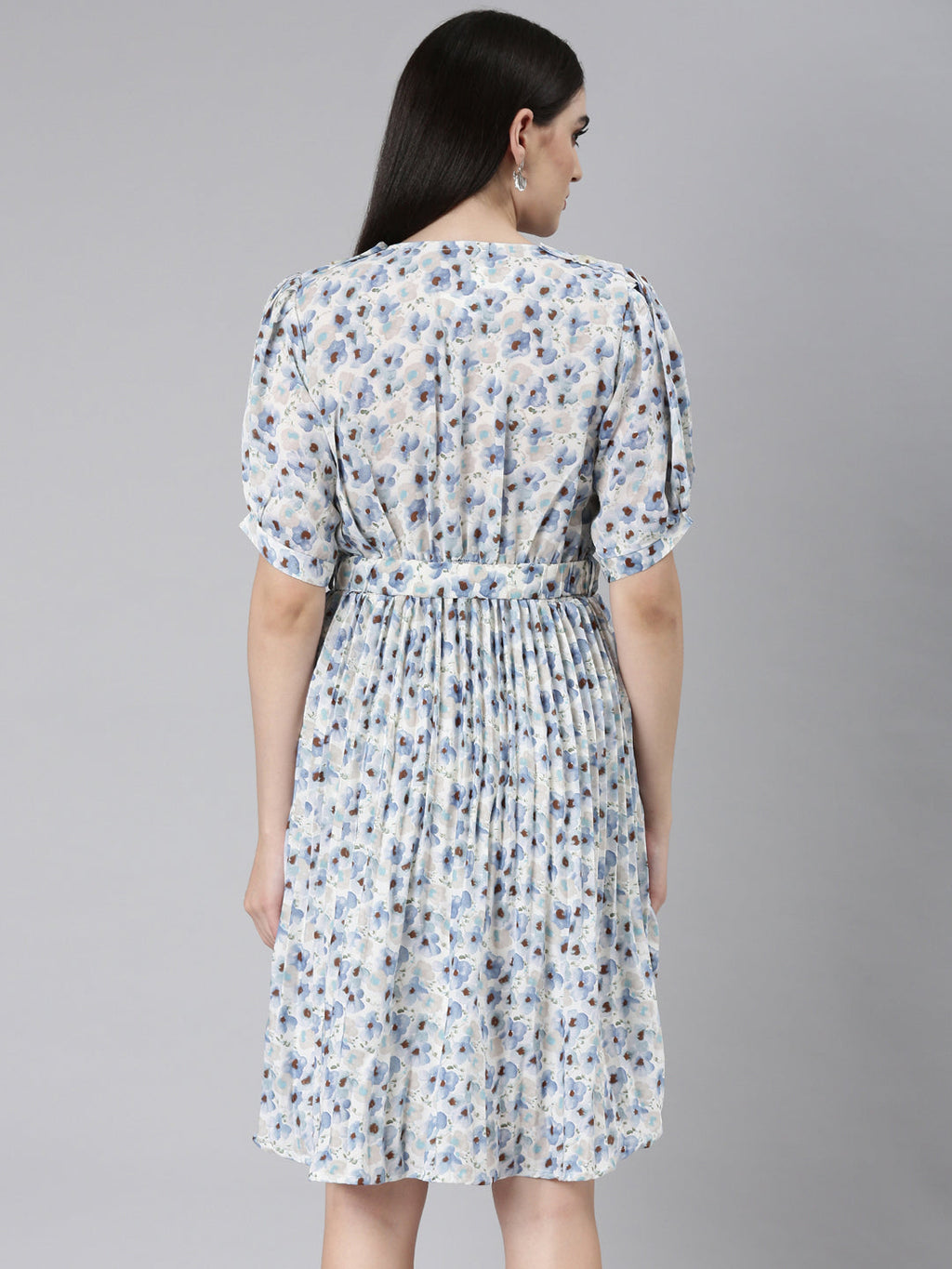 Women's Blue Floral Printed Sweetheart Neck Puff Sleeves Fit and Flare Dress