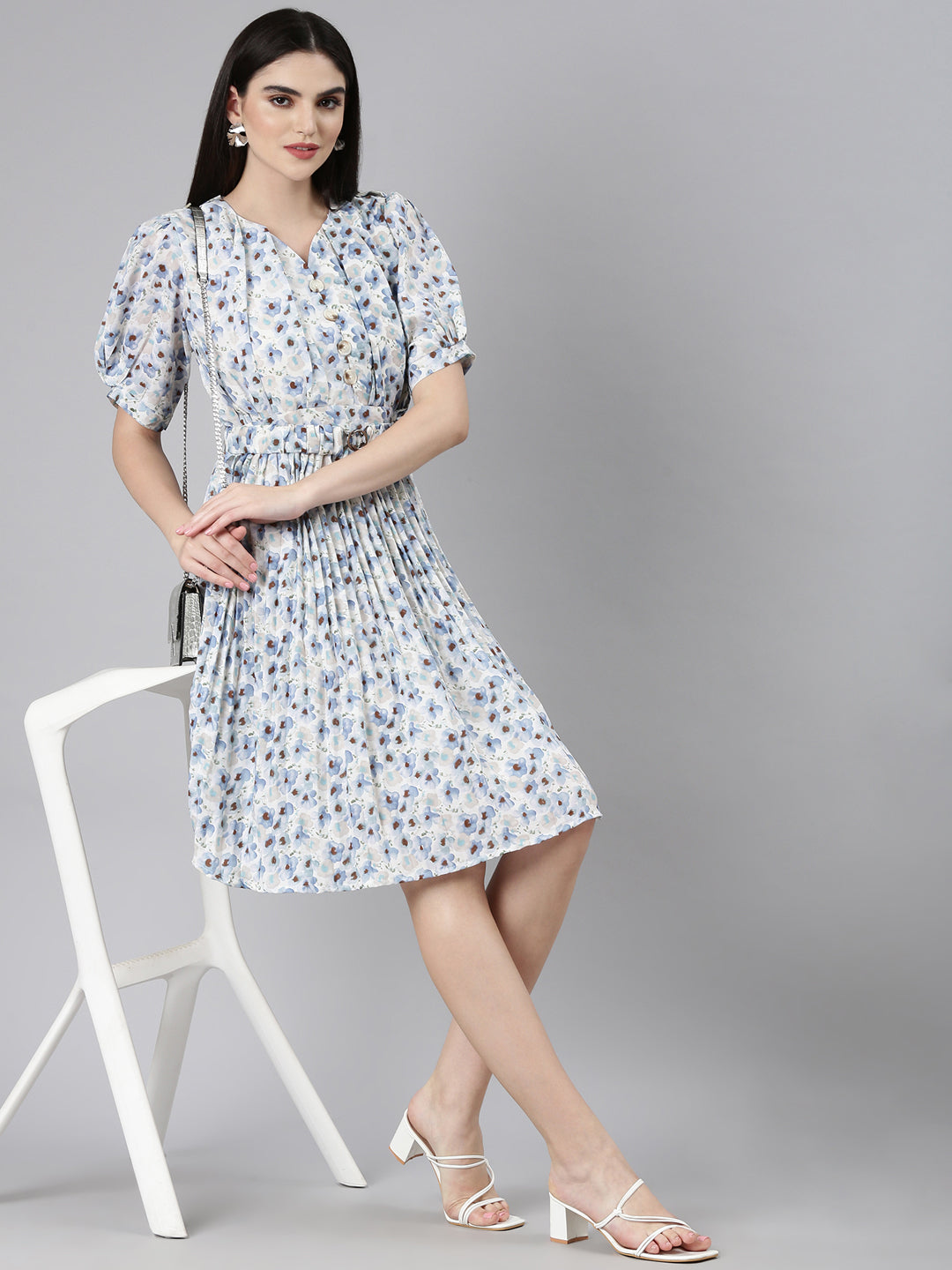 Women's Blue Floral Printed Sweetheart Neck Puff Sleeves Fit and Flare Dress
