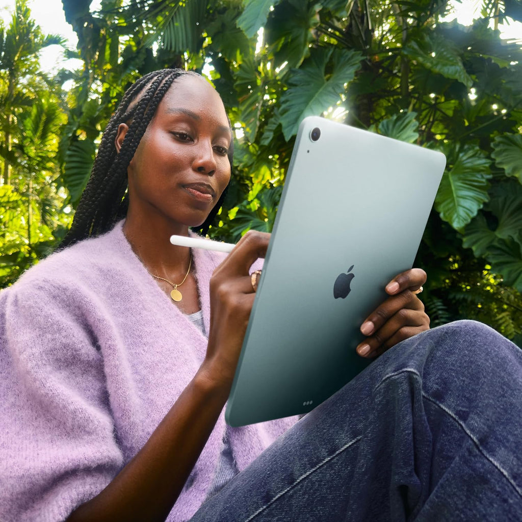 Apple iPad Air 13″ with M3 chip: Built for Apple Intelligence, Liquid Retina Display, 256GB, 12MP Front/Back Camera, Wi-Fi 6E + 5G Cellular, Touch ID, All-Day Battery Life — Starlight