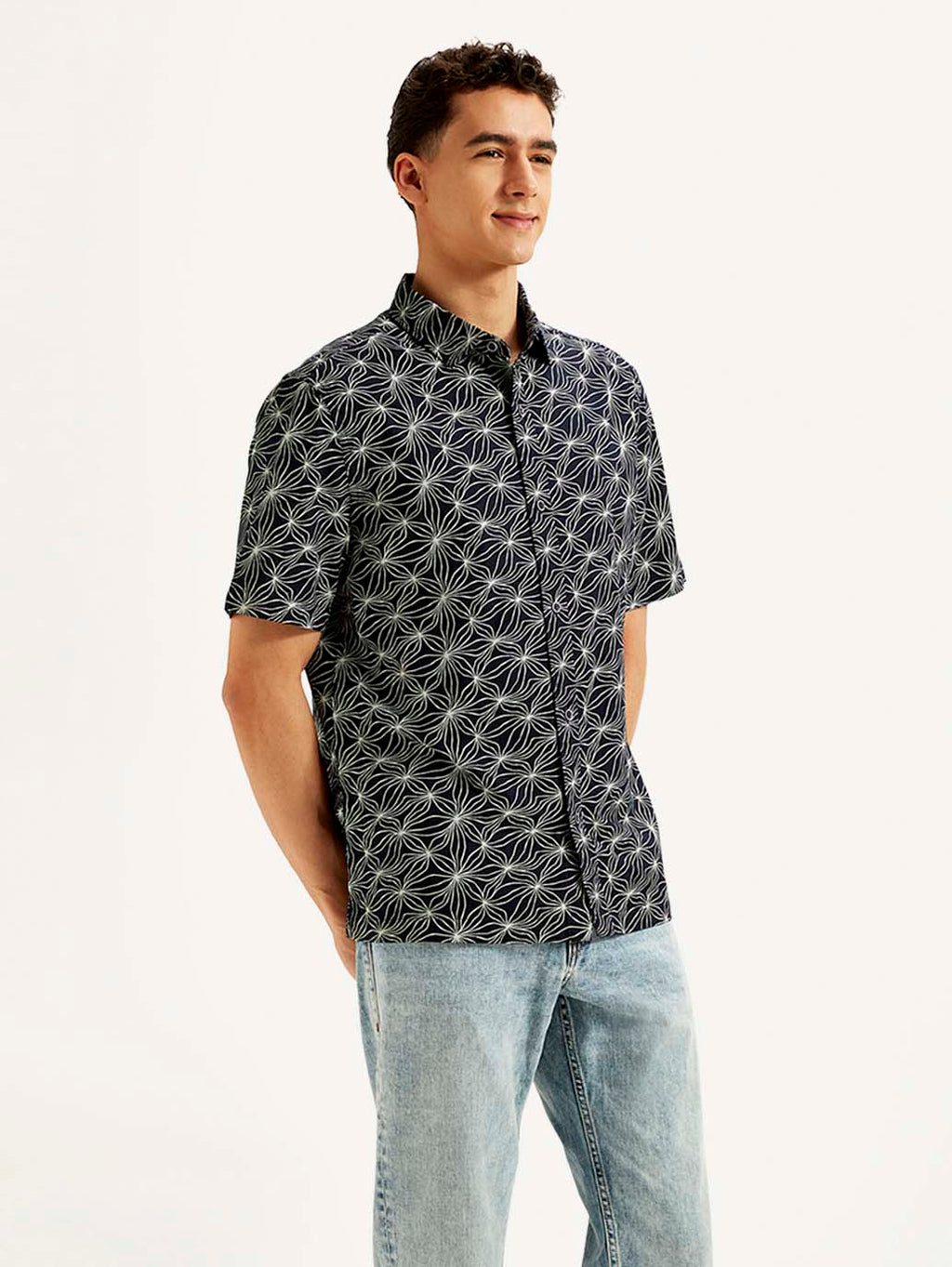 Men's Floral Relaxed Fit Shirt