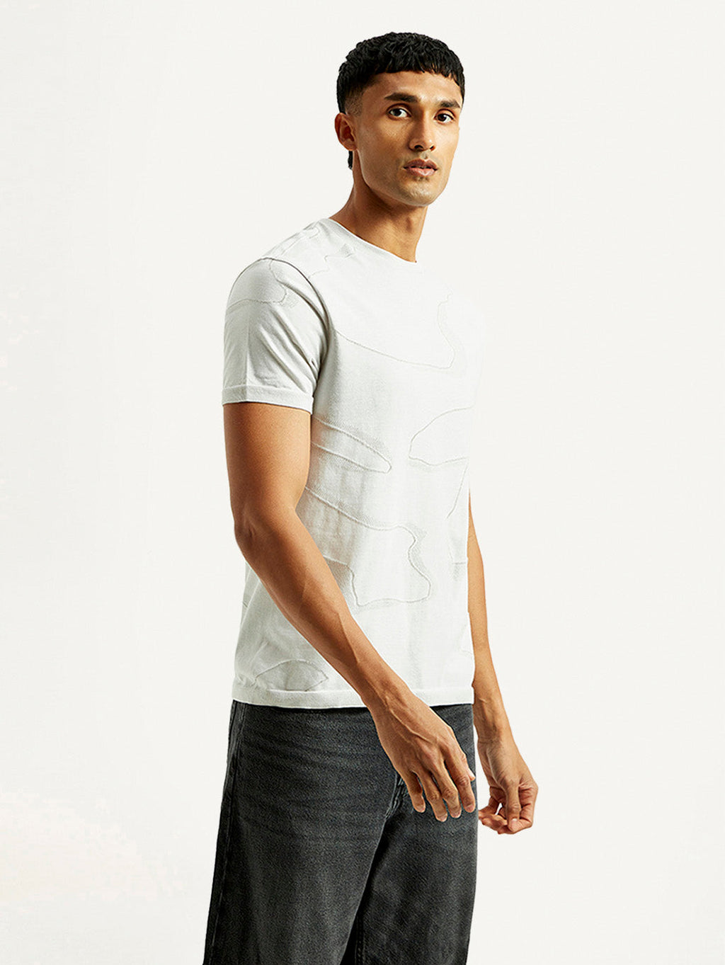 Men's Abstract White Slim Fit T-shirt